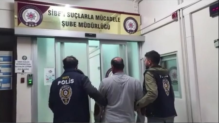 Gaziantep'te 25 iş yerine "siber suç" denetimi