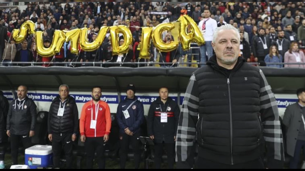 Gaziantep'te beklenen ayr�l�k