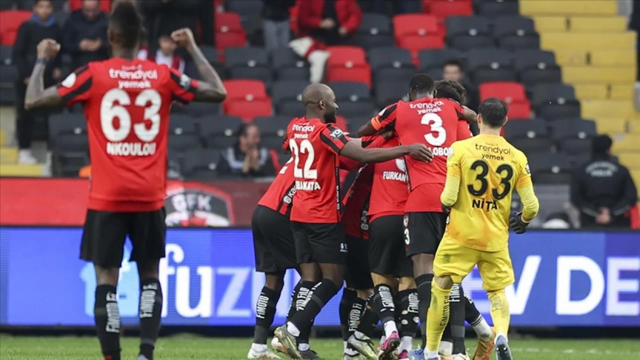 Gaziantep'te tehlike �anlar� �al�yor 