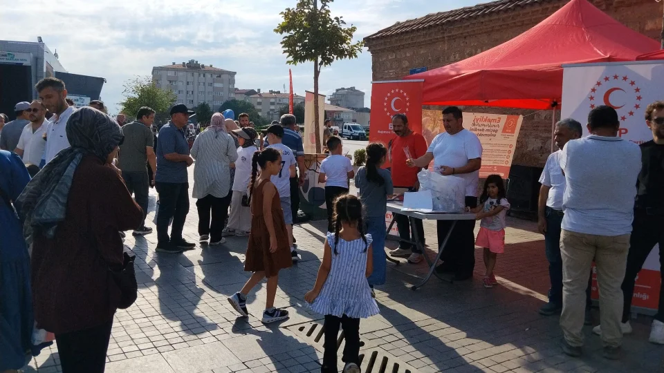 Gebze Kent Meydan�'nda BTP r�zgar�: Ba�aran Aksu'dan anlaml� ziyaret