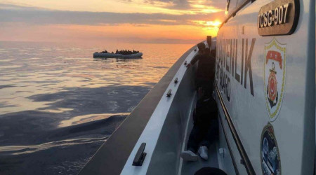 Göçmenler arasında ülkeyi terk etmek isterken yakalandı