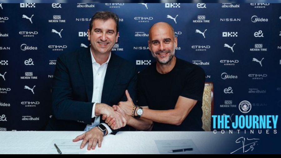 2 y�l daha Manchester City'de