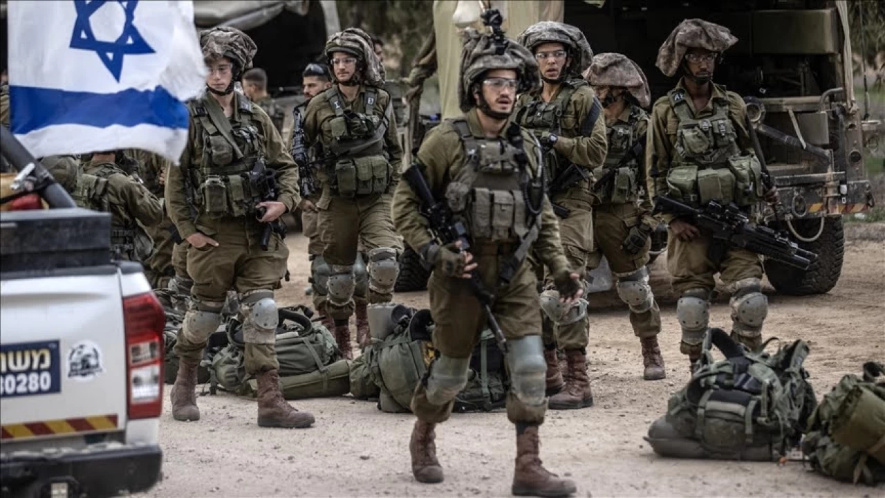 Haaretz: İsrail, cephede yedek askerlerin yerine düzenli birlikleri görevlendirecek
