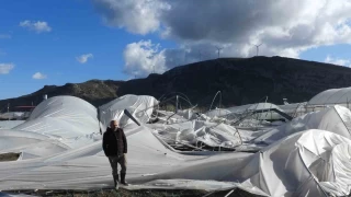 Hatay'da hortum seraları vurdu