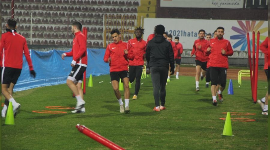 Hatayspor zor deplasmanda