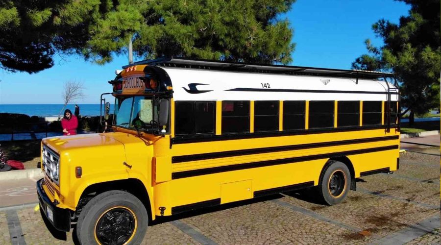Hayalindeki otobüsü 700 bin TL harcayarak yaptı