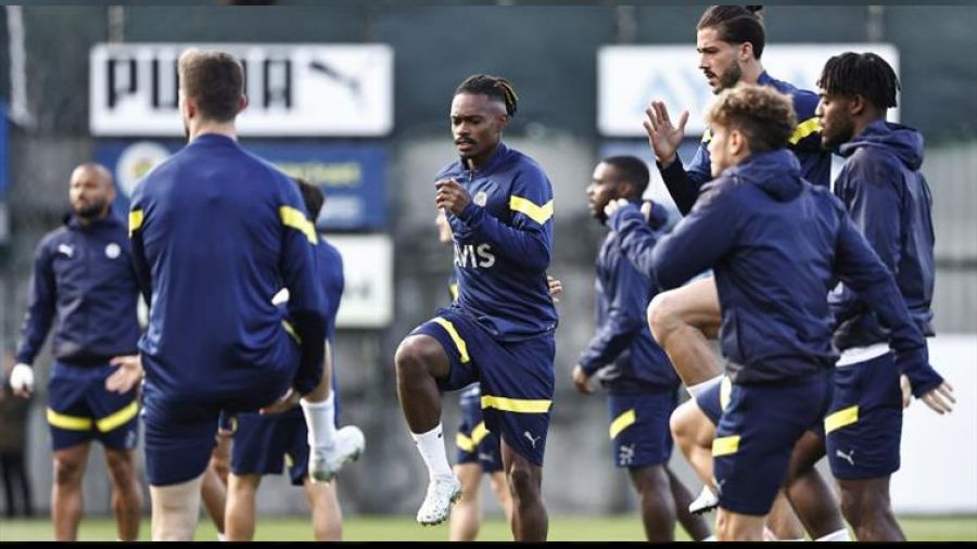 İdman öncesi önemli toplantı