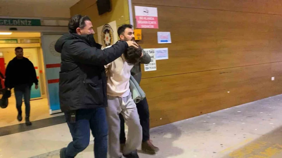 İnegöl'de kız meselesi: 1 ölü, 2 yaralı
