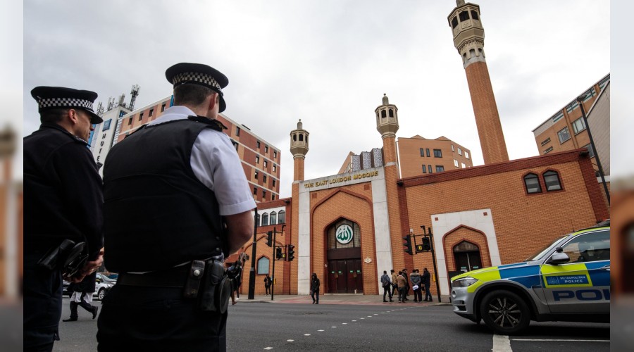 �ngiltere'de �slamofobik sald�r�larda y�zde 593 art��