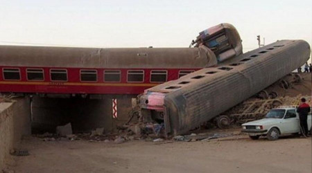 ran'da yolcu treni raydan kt: 17 l, 50 yaral