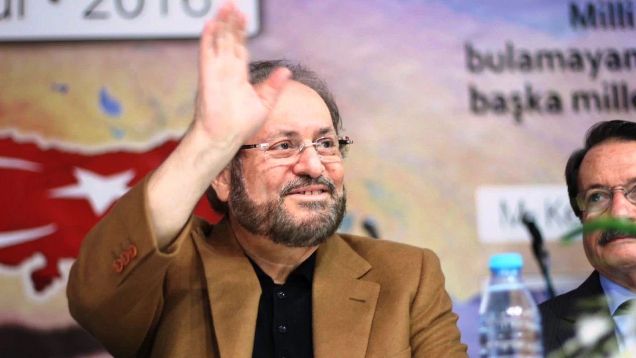 İslam, insanı hem dünyaya hem de ahirete hazırlar