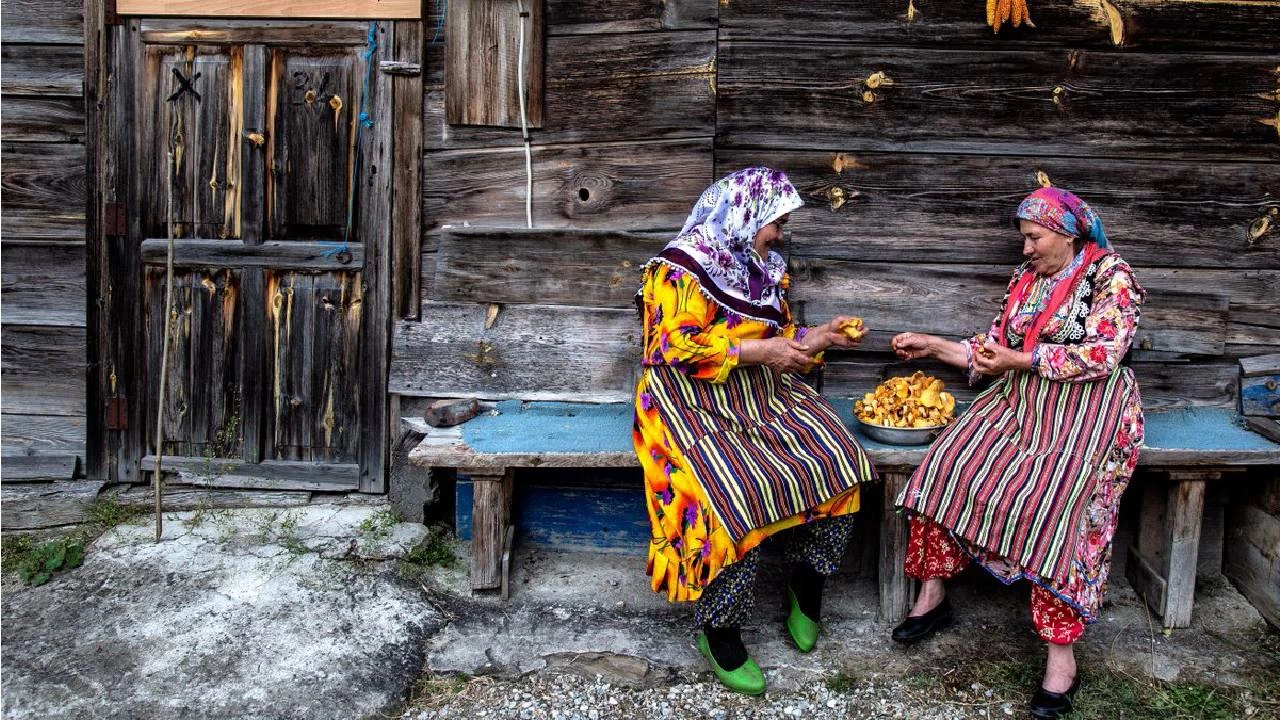 �slam'da kom�uluk ili�kileri