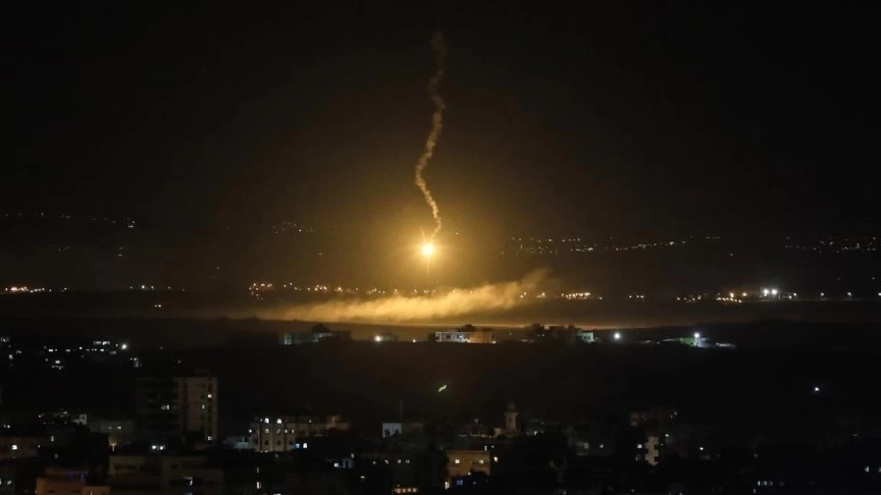 İsrail, Suriye'ye hava saldırıları düzenledi