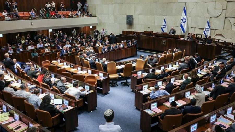 İsrailli olmayan kişileri terörist ilan etmeye izin veren yasa İsrail parlamentosundan geçti