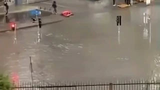 �stanbul'da trafik durma noktas�na geldi