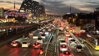 İstanbul'da trafik yoğunluğu yüzde 85'e ulaştı