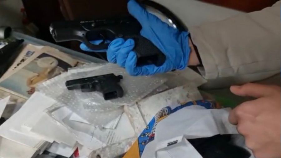 İstanbul'da yılbaşı gecesi silah operasyonu: Suikast silahı ele geçirildi