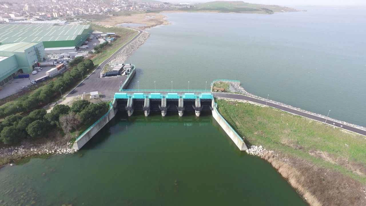 �stanbul'daki barajlar�n doluluk oran� y�zde 22.63'e y�kseldi