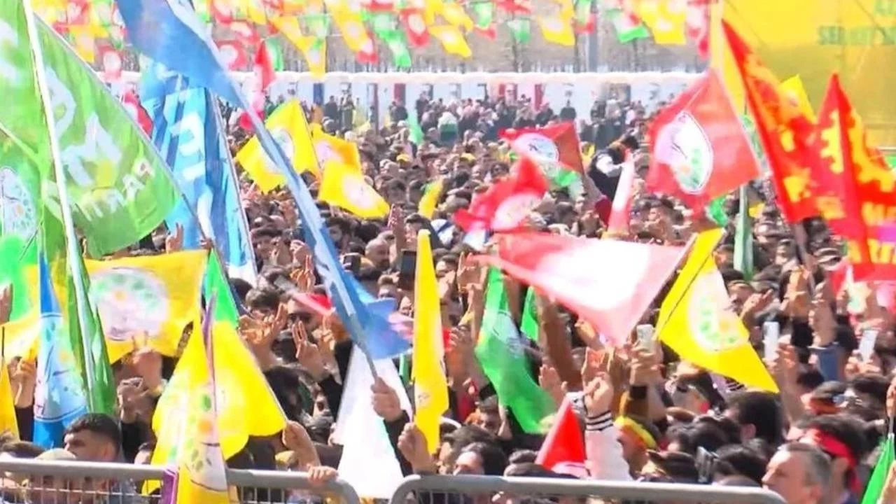 �stanbul'daki Nevruz kutlamas�nda 75 ki�i g�zalt�na al�nd�