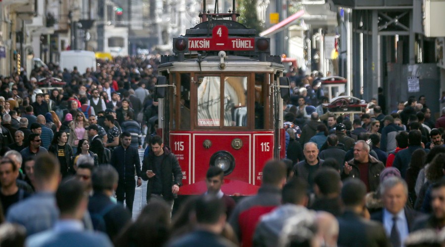 İstanbul'un sorunu salgın ve ekonomi