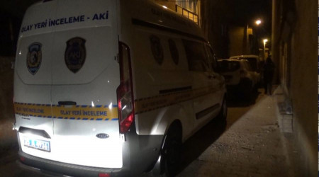 İzmir'de sır cinayet: Bıçaklanmış halde ölü bulundu