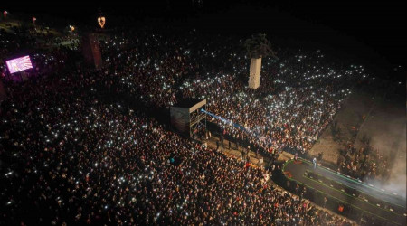 İzmirliler 2023'e Gülşen konseriyle girdi