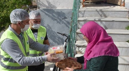 İzmit Belediyesi'den Ramazan yardımı