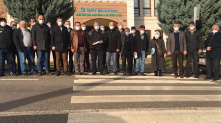 İzmitli çiftçilere tıbbi ve aromatik bitki sunumu