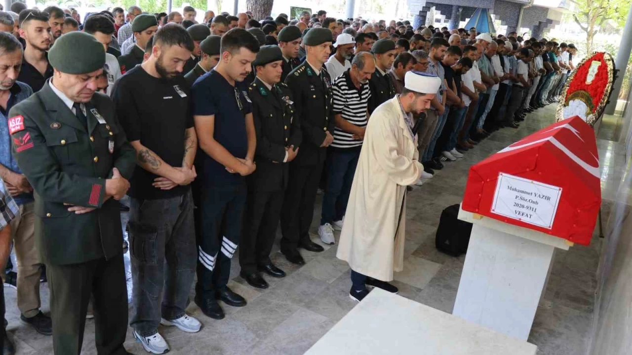 İzne gelen sözleşmeli onbaşı arkadaşı tarafından öldürüldü