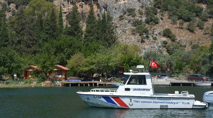 Jandarma ekiplerinden korona virüs uyarısı