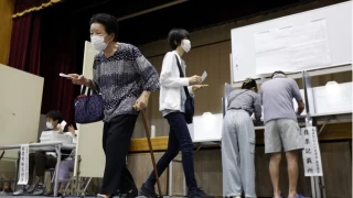 Japonya'da halk sandk bana gitti