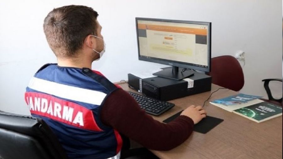 Kanuna ayk�r� 317 internet sitesi eri�ime kapat�ld�