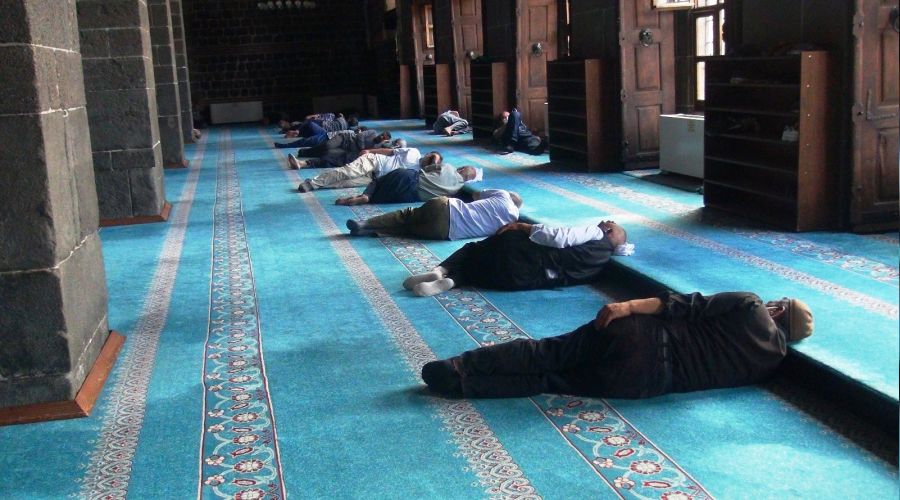 Kapalı ve klimalı ortamlara dikkat!