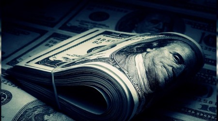 Kara para trafiği devasa