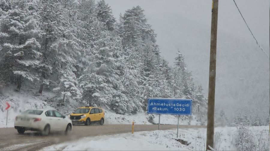 Karab�k'te kar ya���� etkili oluyor