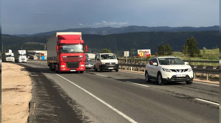 Karadeniz illerinden �stanbul'a d�n�� ba�lad�
