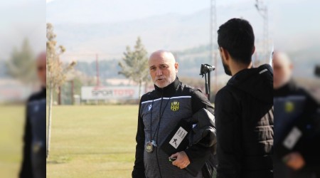 Karaman, liglerin oynanmasını istiyor