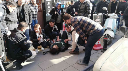 Karaman'da bıçaklı saldırıya uğrayan anne ve oğlu ağır yaralandı