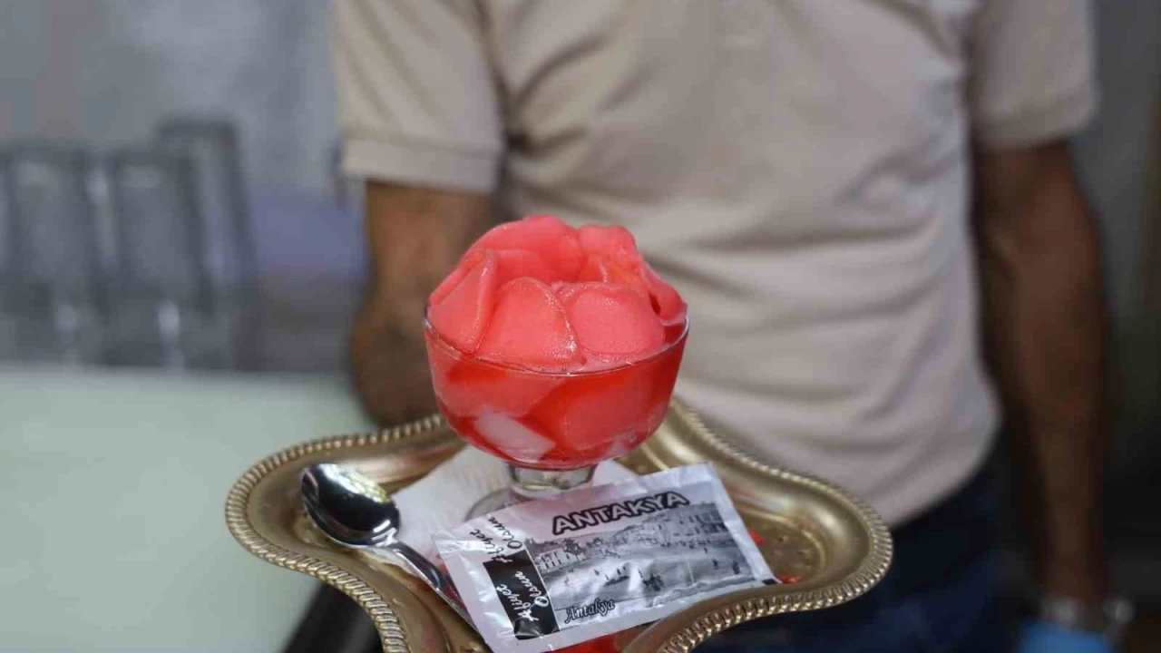 Kavurucu s�ca��n vazge�ilmez lezzeti Haytal� oldu