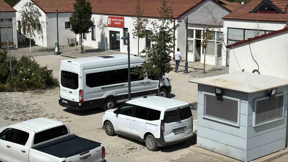 Kay�p bebek soru�turmas�nda g�zalt�lar adliyeye sevk edildi