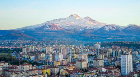 Kayseri’de büyük yarış, işte partilerin Kayseri milletvekili adayları