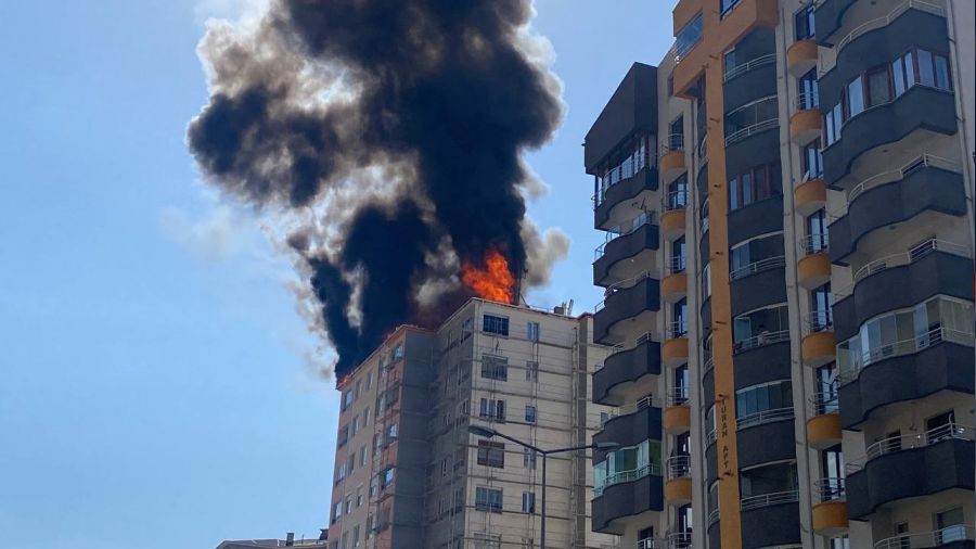 Kayseri'de yang�nda mahsur kalanlar kurtar�ld�