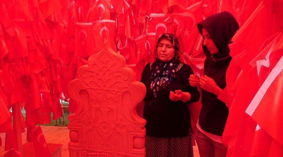 K�yamete kadar �zerimden bayrak eksik etmeyin