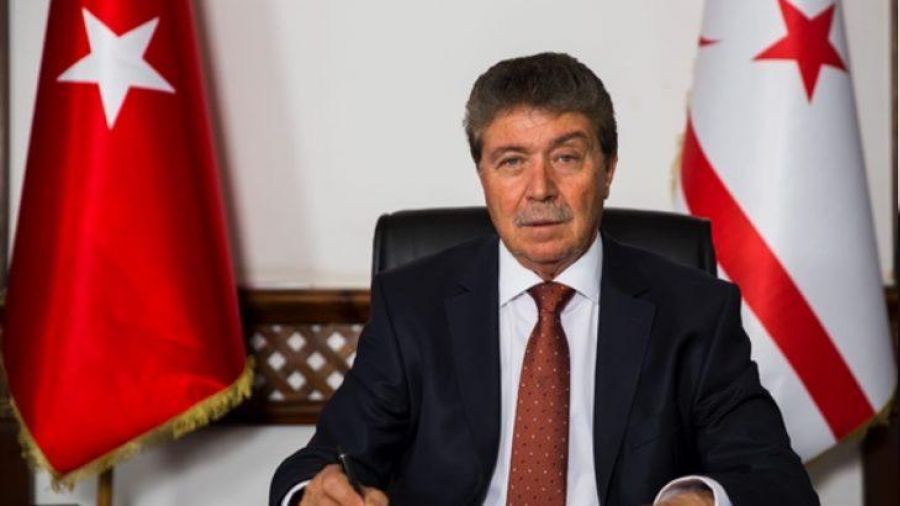 KKTC'de memur maaşları kırpıldı