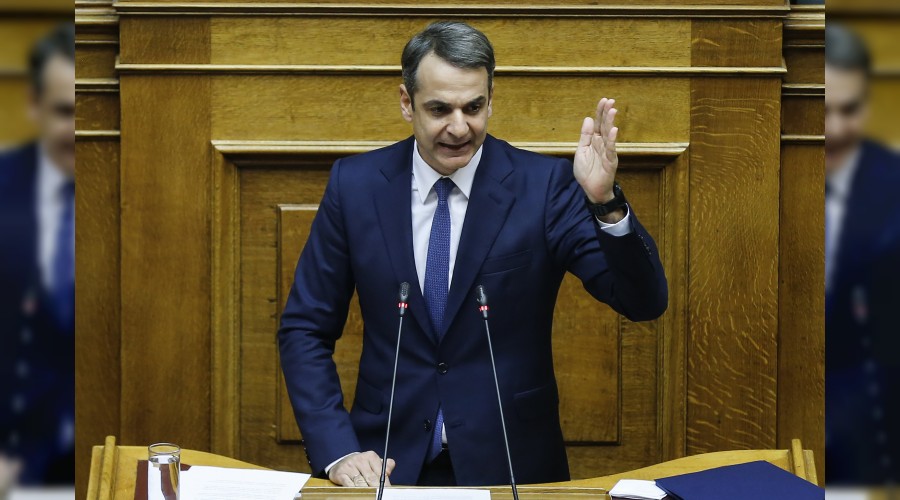 Kom�udan T�rkiye'ye s���nmac� tehdidi