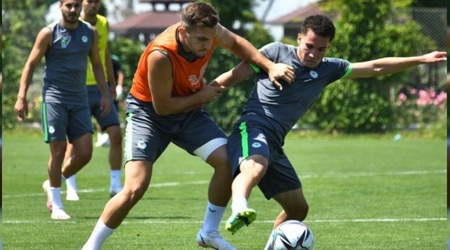 Konyaspor mağlubiyetle tanıştı