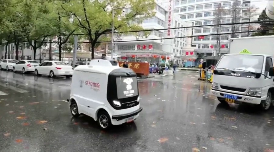 Korona salg�n�na kar�� insans�z kurye