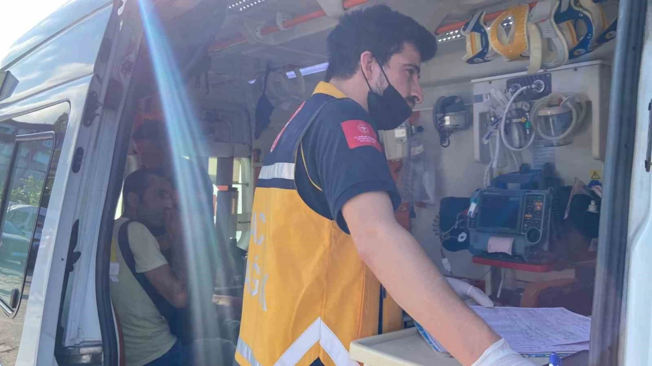 Küçükçekmece E-5'te zincirleme kaza: 13 yaralı