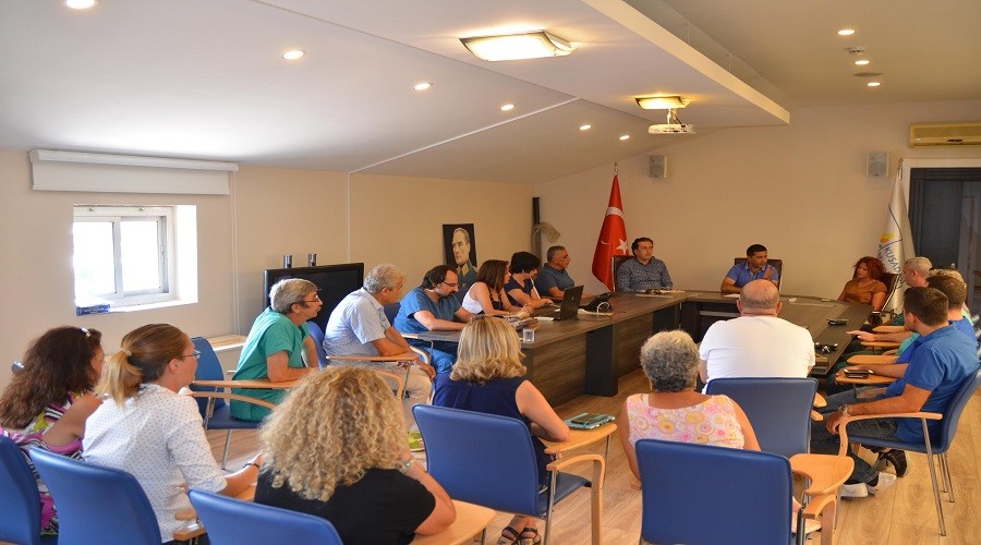 Ku�adas� Belediyesinden sokak hayvanlar� sosyal sorumluluk projesi    