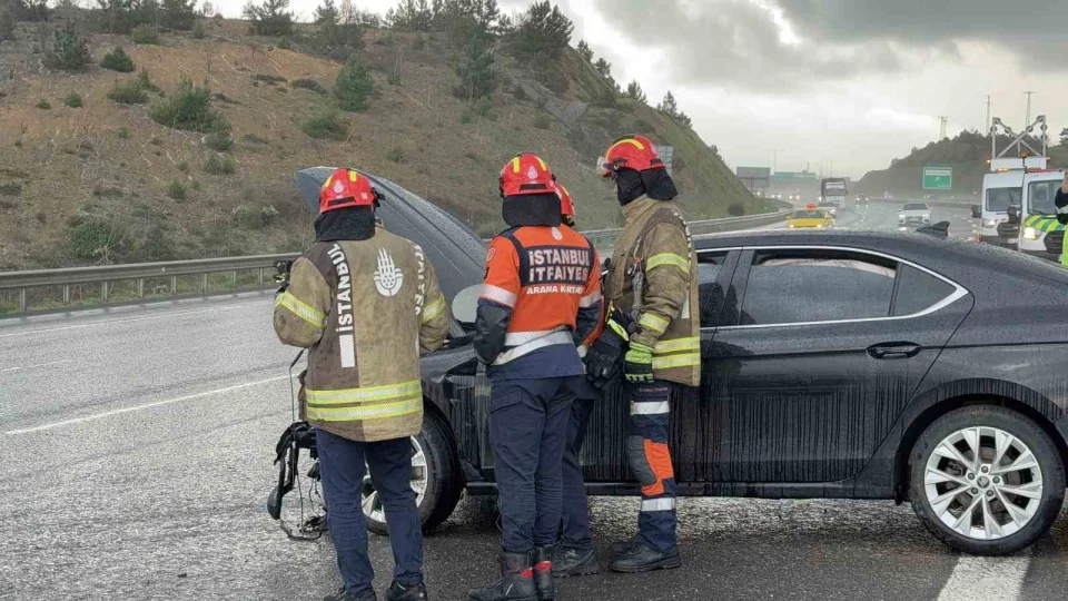 Kuzey Marmara Otoyolu'nda ya��� kazay� beraberinde getirdi